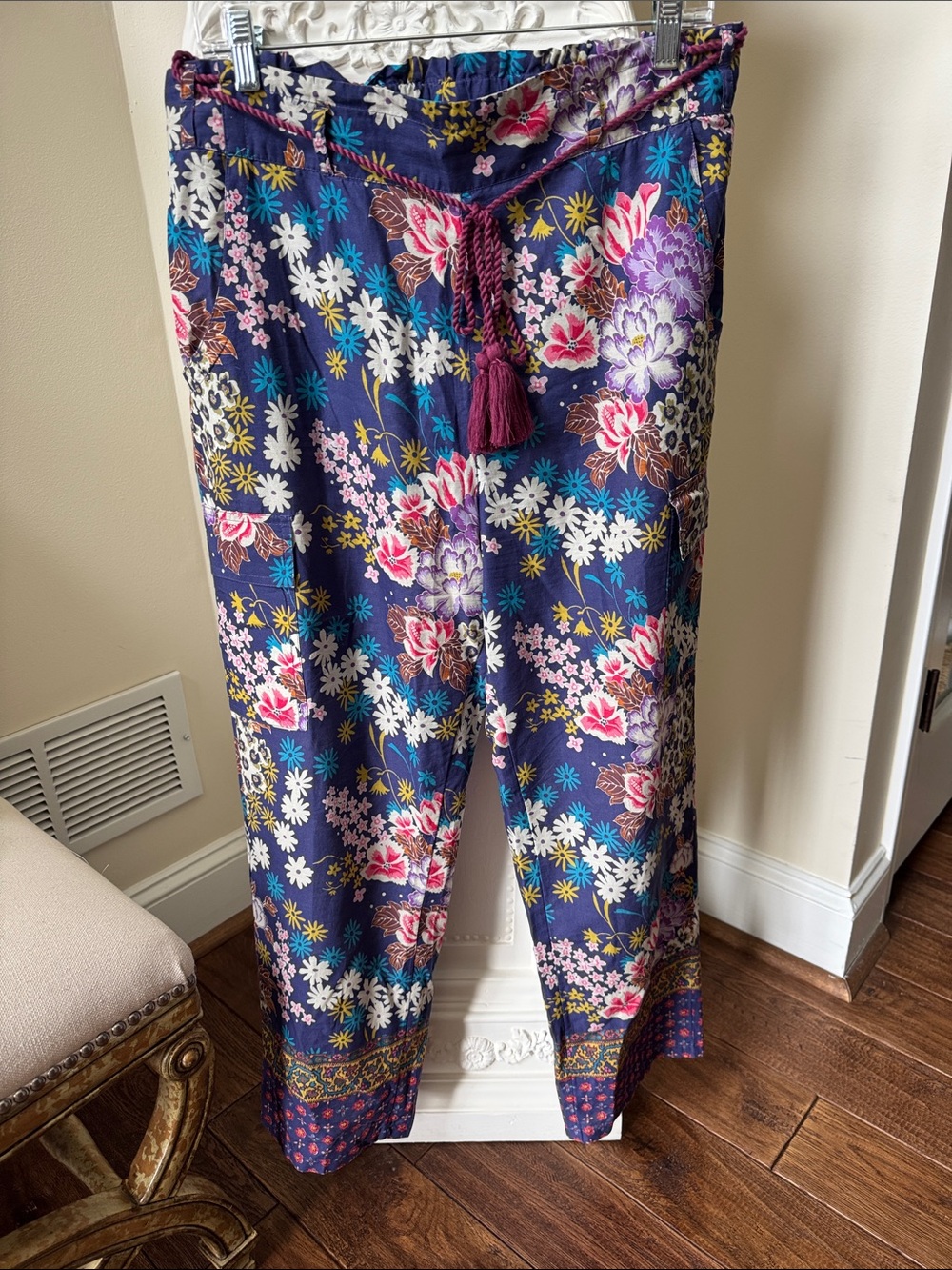 Sundance Navy Floral Drawstring Casual Pants